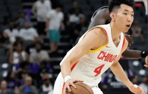 爱游戏官网入口 -关于荷甲冲刺阶段再迎强敌，圣安东尼奥马刺更衣室发声，主帅态度——球迷炸锅，团队化学反应显著的信息